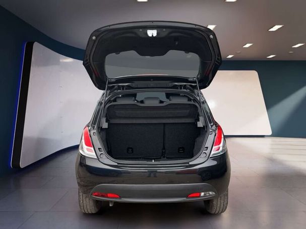 Lancia Ypsilon 51 kW image number 7