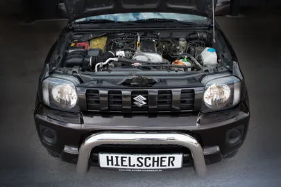 Car image 30