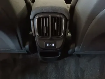 Car image 46