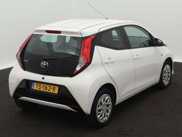 Toyota Aygo 54 kW image number 17