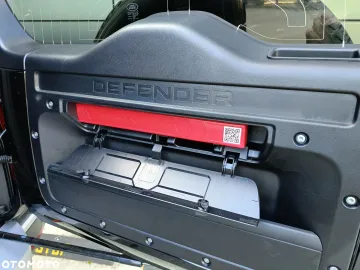 Car image 40
