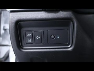 Car image 44