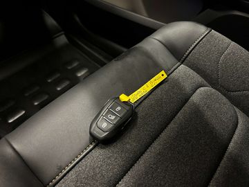 Car image 31