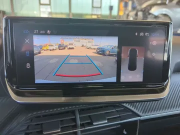 Car image 21