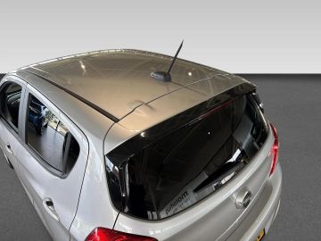 Car image 27