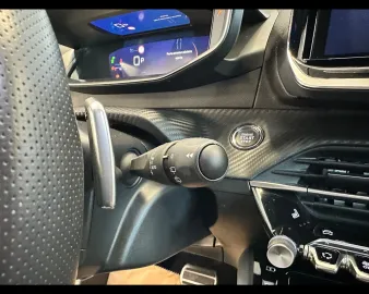 Car image 32