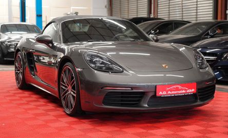 Car image 2