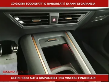 Car image 28