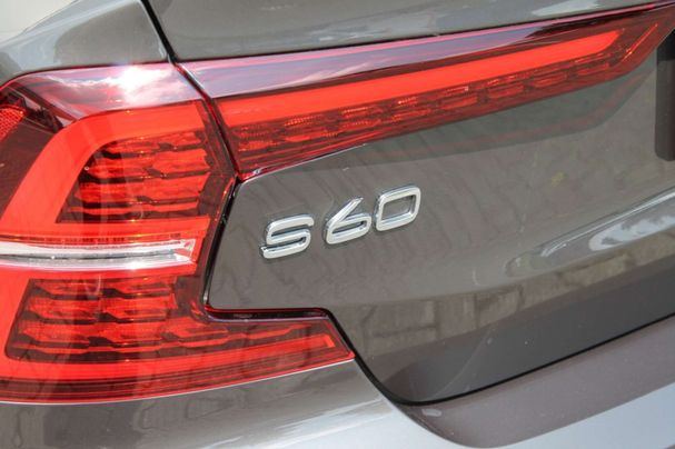 Volvo S60 T8 Plus Dark AWD 335 kW image number 21