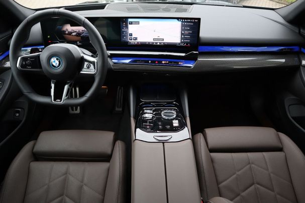 BMW i5 eDrive40 250 kW image number 7