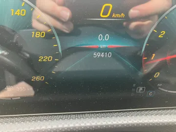 Car image 28