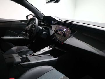 Car image 33