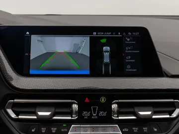 Car image 37