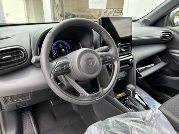 Car image 9