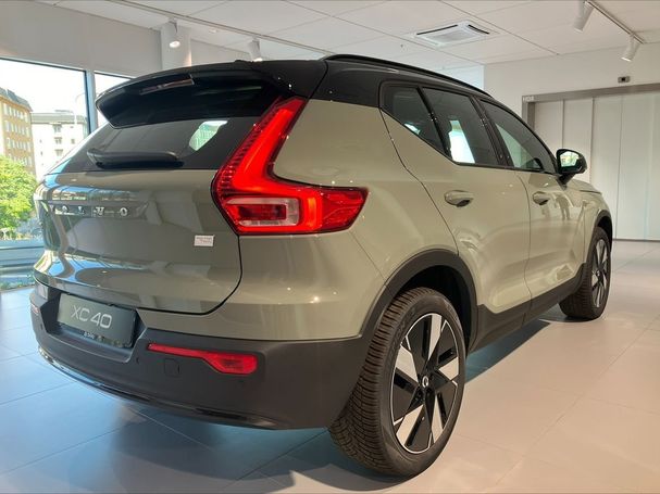 Volvo XC40 Recharge AWD Plus 304 kW image number 3