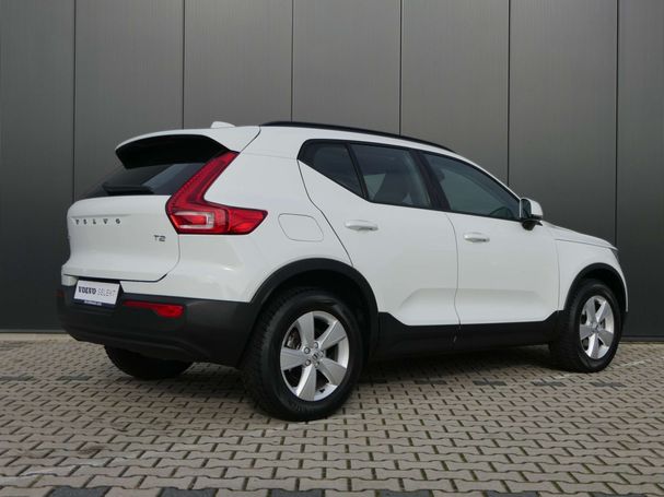 Volvo XC40 T2 95 kW image number 2