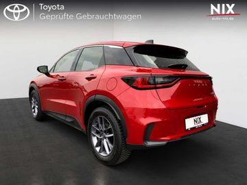 Car image 4