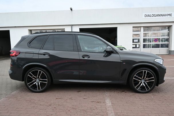 BMW X5 xDrive 250 kW image number 6