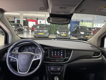 Car image 34