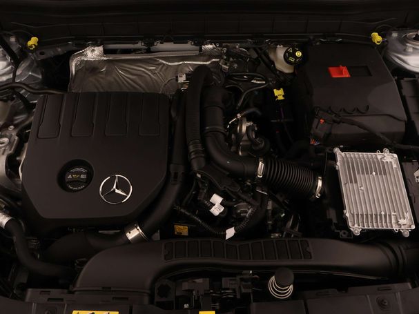 Mercedes-Benz GLB 180 100 kW image number 38