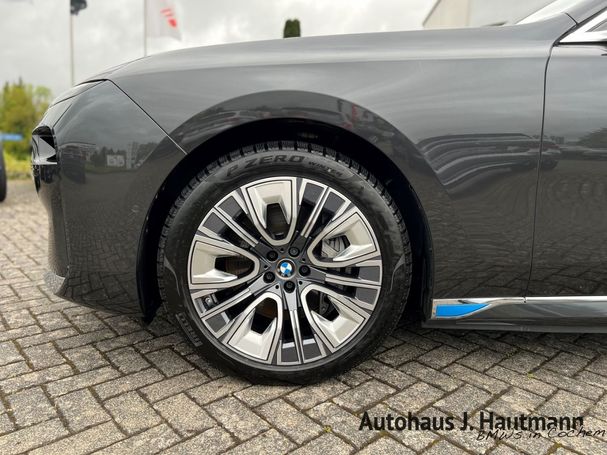 BMW i7 xDrive60 400 kW image number 4