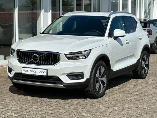 Volvo XC40 T4 Inscription Expression 155 kW image number 1