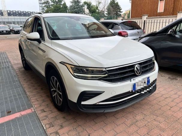 Volkswagen Tiguan 2.0 TDI Elegance DSG 110 kW image number 2