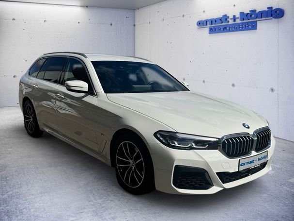 BMW 520d Touring 140 kW image number 2