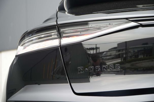 DS Automobiles 4 DS E-Tense 225 165 kW image number 16