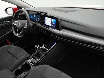 Car image 48