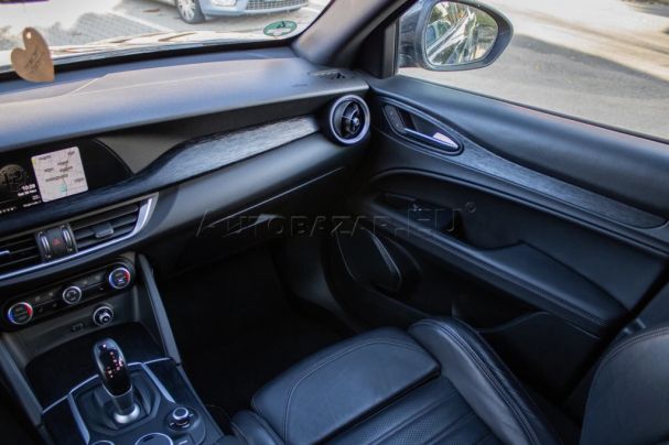 Alfa Romeo Stelvio 2.2 Super 154 kW image number 31