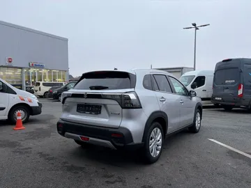 Car image 2