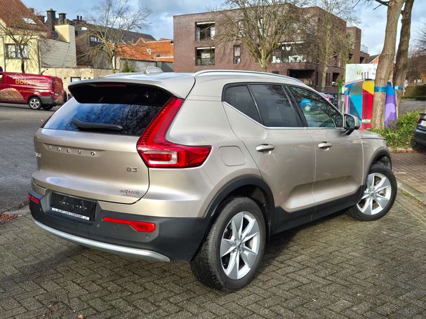 Volvo XC40 Plus 130 kW image number 4