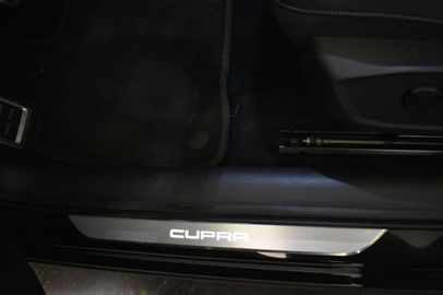 Car image 36