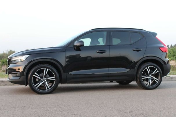 Volvo XC40 D3 110 kW image number 2