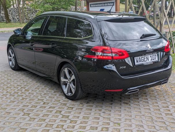 Peugeot 308 SW BlueHDi 130 EAT8 96 kW image number 4