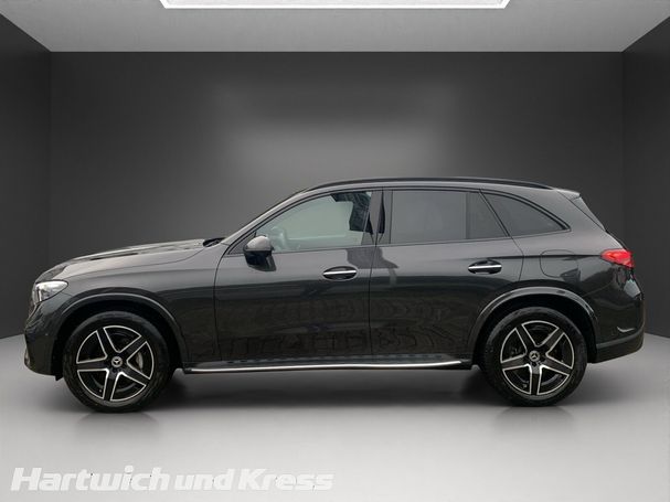 Mercedes-Benz GLC 300 e AMG Line 4Matic 230 kW image number 5