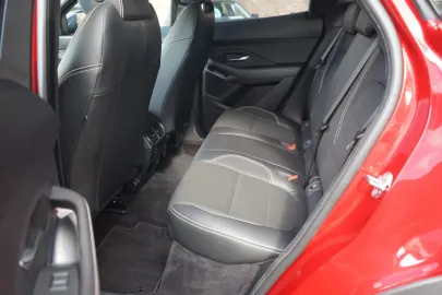 Car image 30