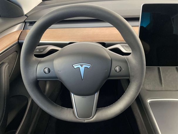 Tesla Model 3 Long Range AWD Dual Motor 366 kW image number 7