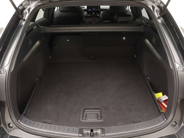 Car image 37