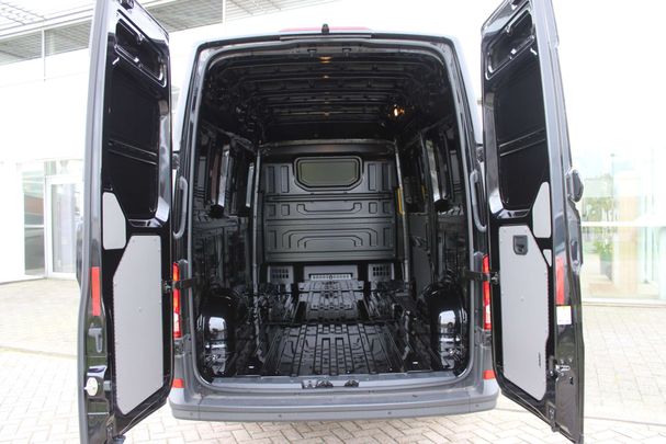 Volkswagen Crafter 130 kW image number 13