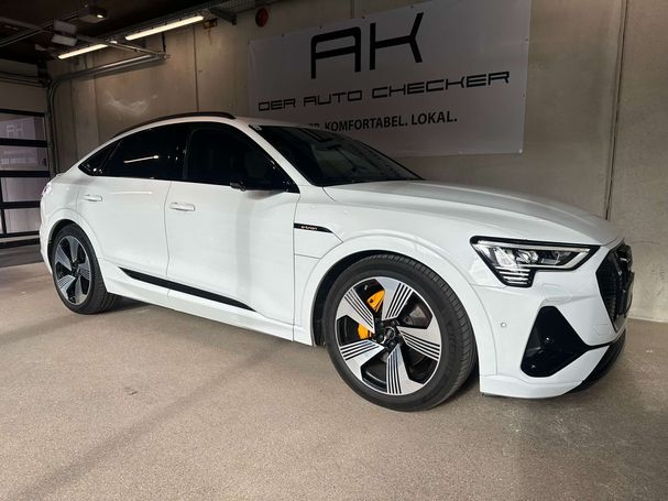 Audi e-tron 55 quattro S-line 300 kW image number 14