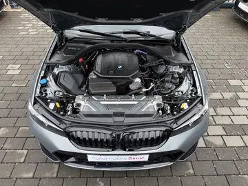Car image 45