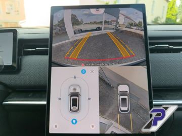 Car image 27