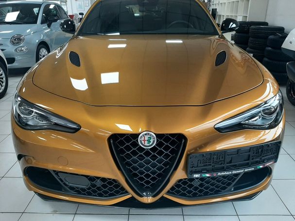 Alfa Romeo Giulia 2.9 V6 Bi-Turbo Quadrifoglio 375 kW image number 9