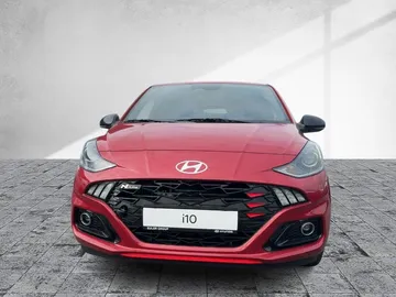 Car image 3