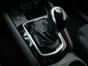 Car image 37