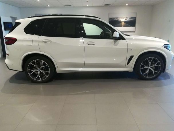 BMW X5 xDrive30d 195 kW image number 3