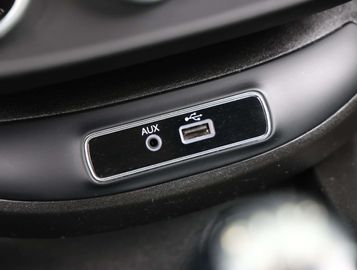 Car image 33