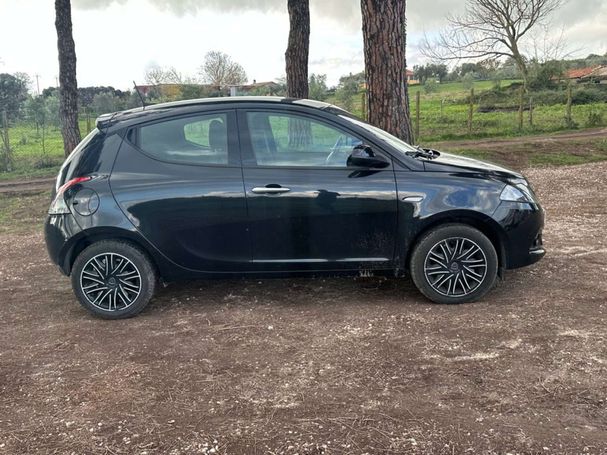 Lancia Ypsilon 51 kW image number 4